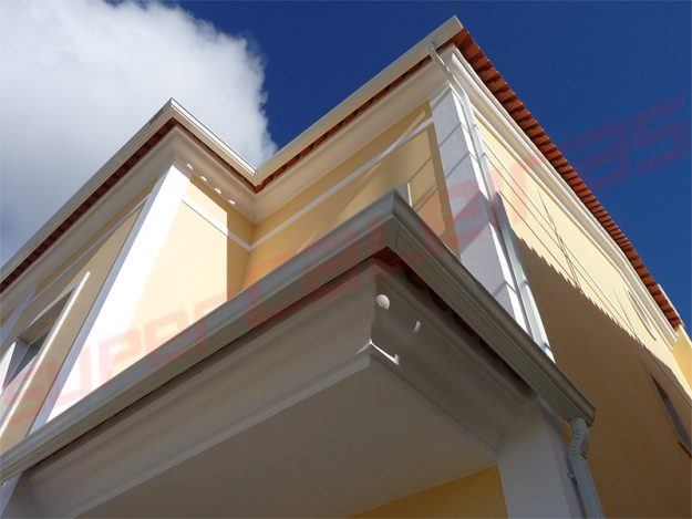 Caleiras e Tubo de Queda em Aluminio Lacado