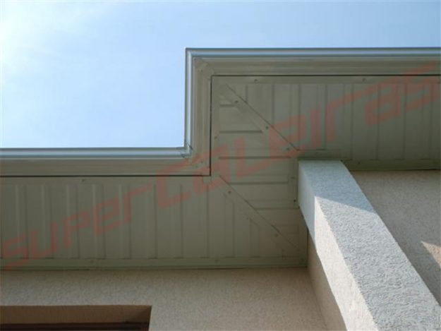 Caleiras em Aluminio Lacado