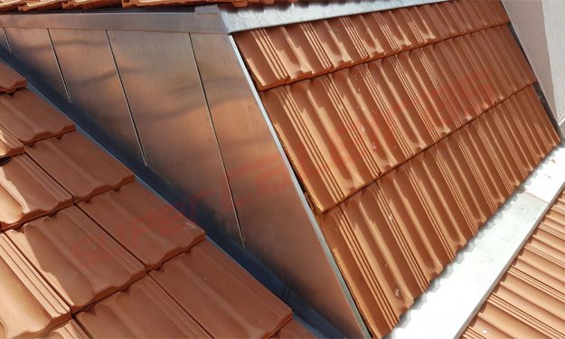 Obra em Zinco Natural