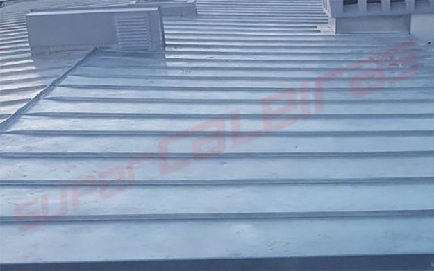 Obra em Zinco Natural